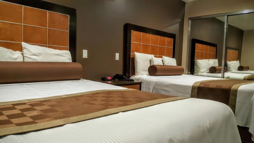 Superior Double Room with 2 Single Beds