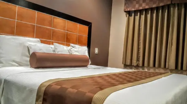 Gardena Terrace Inn 10